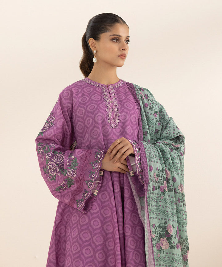 2 Piece - Embroidered Lawn Suit