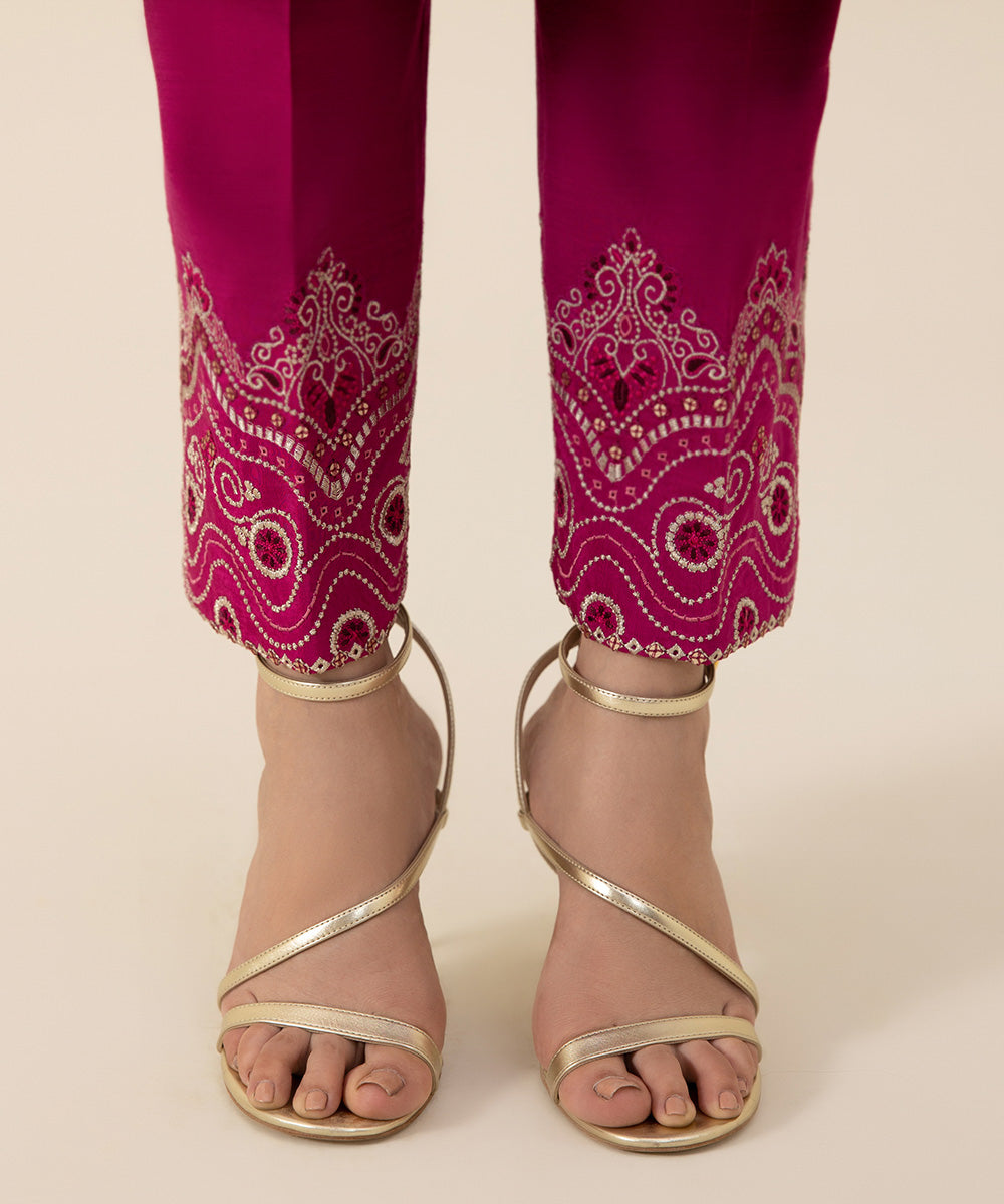 3 Piece - Embroidered Khaddi Net Suit