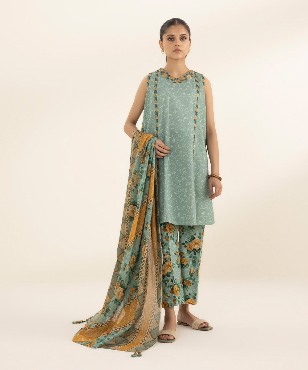 3 Piece - Embroidered Lawn Suit