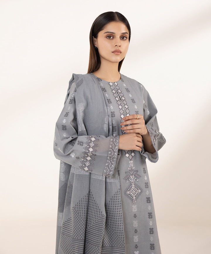 3 Piece - Embroidered Jacquard Suit