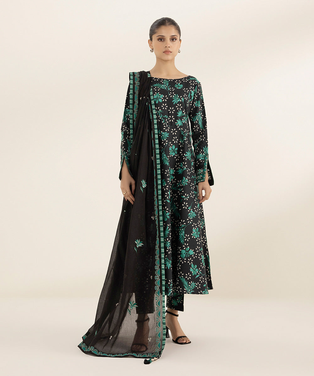 3 Piece - Embroidered Lawn Suit