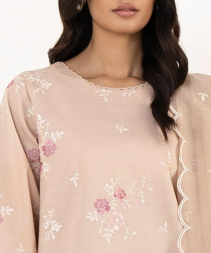 3 Piece - Embroidered Lawn Suit