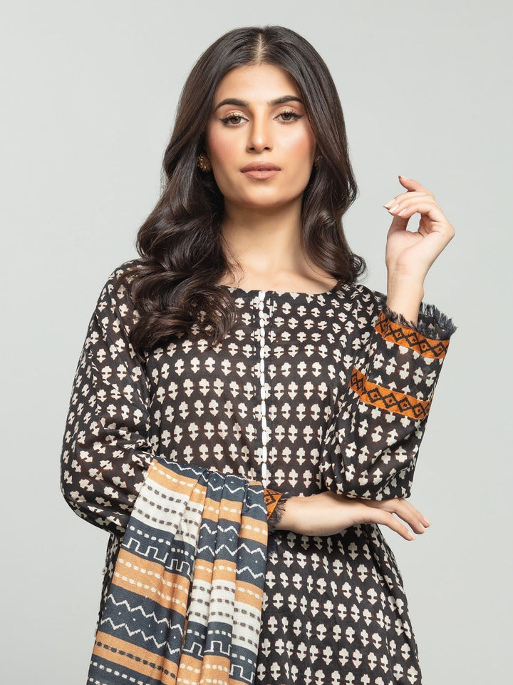 EWU23A3S-27629-3P Unstitched Black Printed Khaddar 3 Piece
