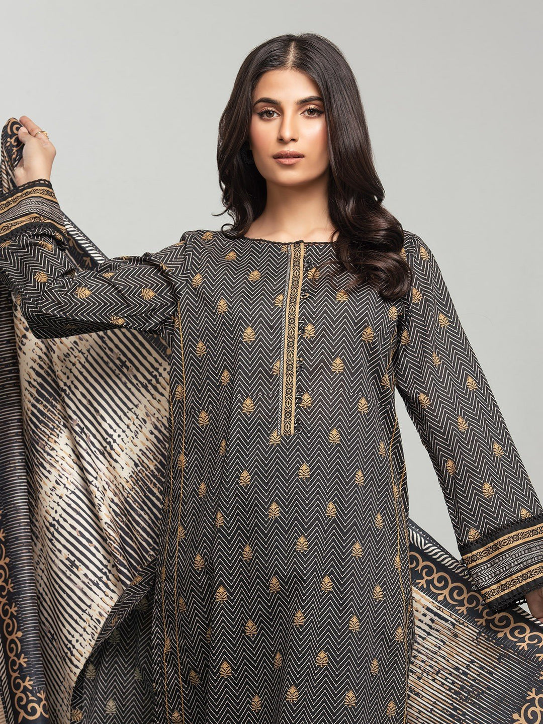 EWU23A3S-27634-3P Unstitched Black Printed Khaddar 3 Piece