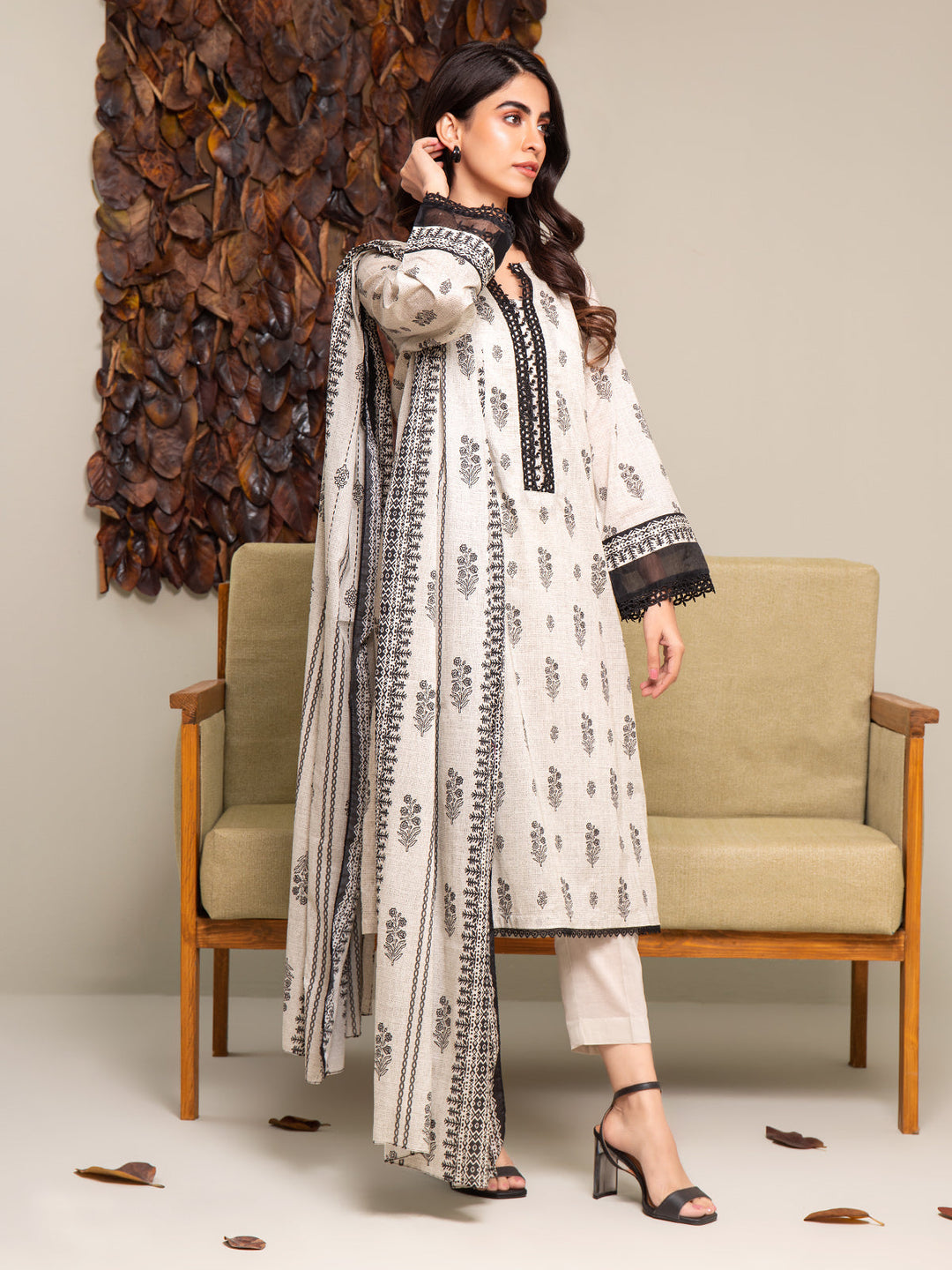 EWU24A2-27292-3P Unstitched Cream Printed Cambric 3 Piece