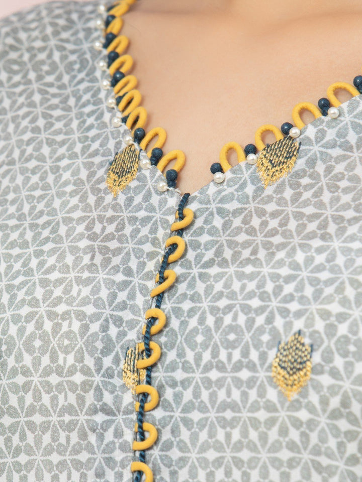 EWU22V1-26543 Unstitched Grey Embroidered Lawn 3 Piece