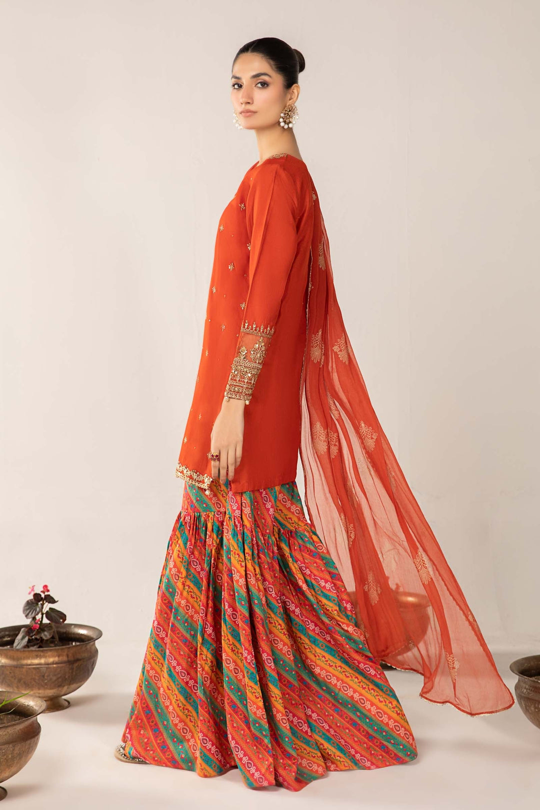 3 PIECE EMBROIDERED LAWN SUIT | DW-EF24-119