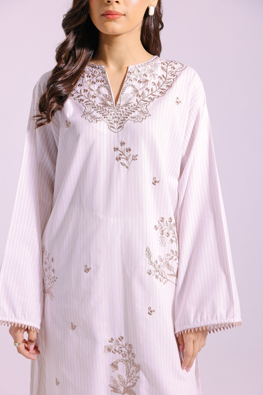 EMBROIDERED SHIRT (E4036/102/329)