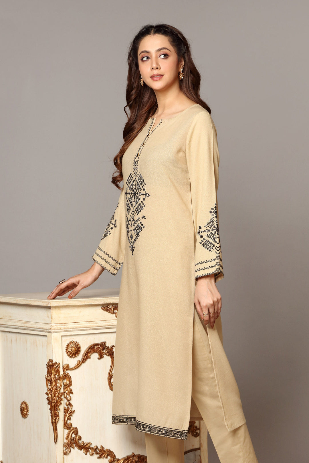 BEIGE HUES Q (HB0860)