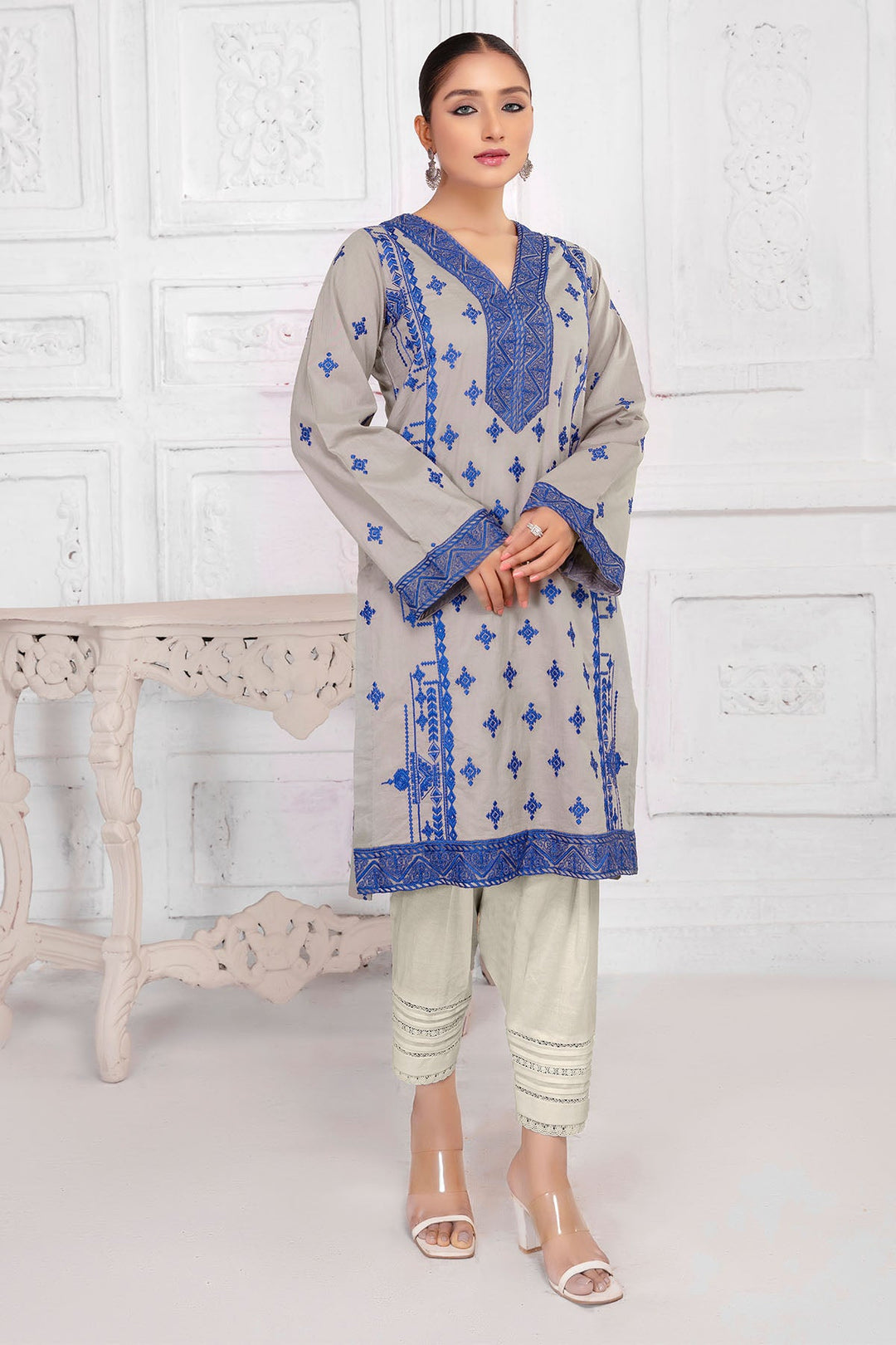 3174-KANAYE EMBROIDERED LAWN STITCHED