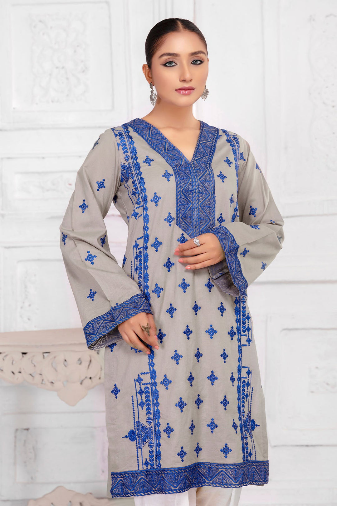 3174-KANAYE EMBROIDERED LAWN STITCHED