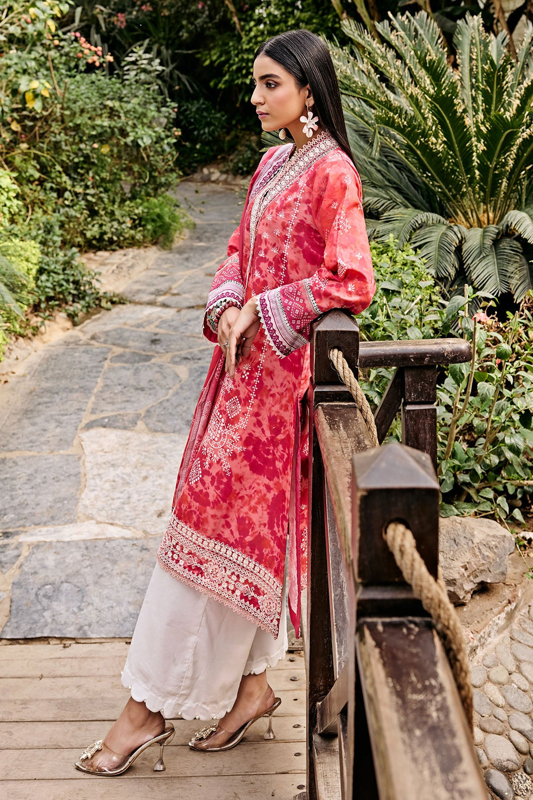 3530-OCEAN-PEARL DIGITAL PRINTED LAWN UNSTITCHED