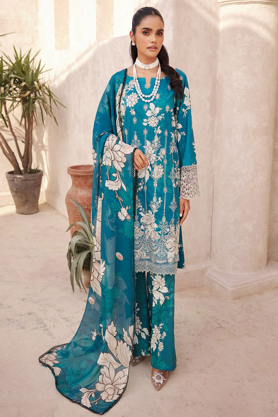 3737-LILLY DIGITAL PRINTED LAWN STITCHED