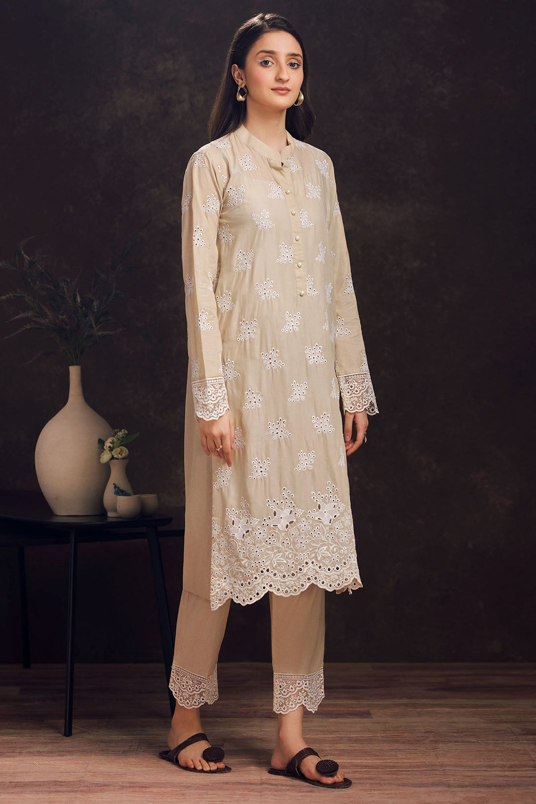 3999-IMPERIAL EMBROIDERED LAWN STITCHED