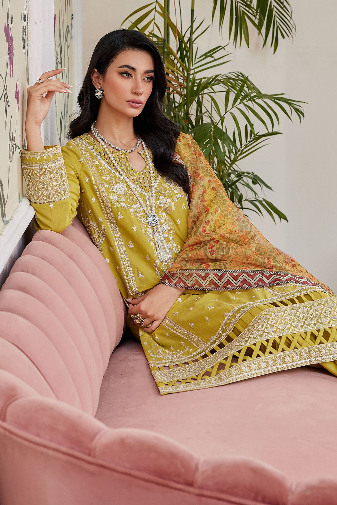 4139-DIANA EMBROIDERED LAWN STITCHED