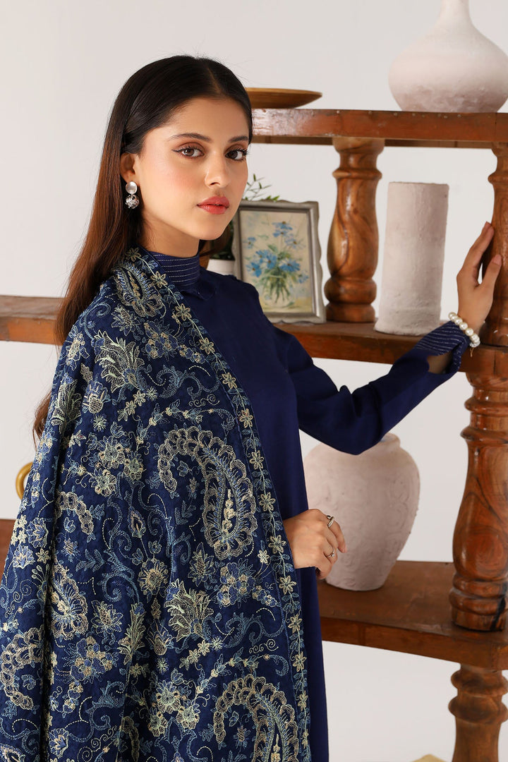 4213-NURAY EMBROIDERED KHADDAR SHAWL