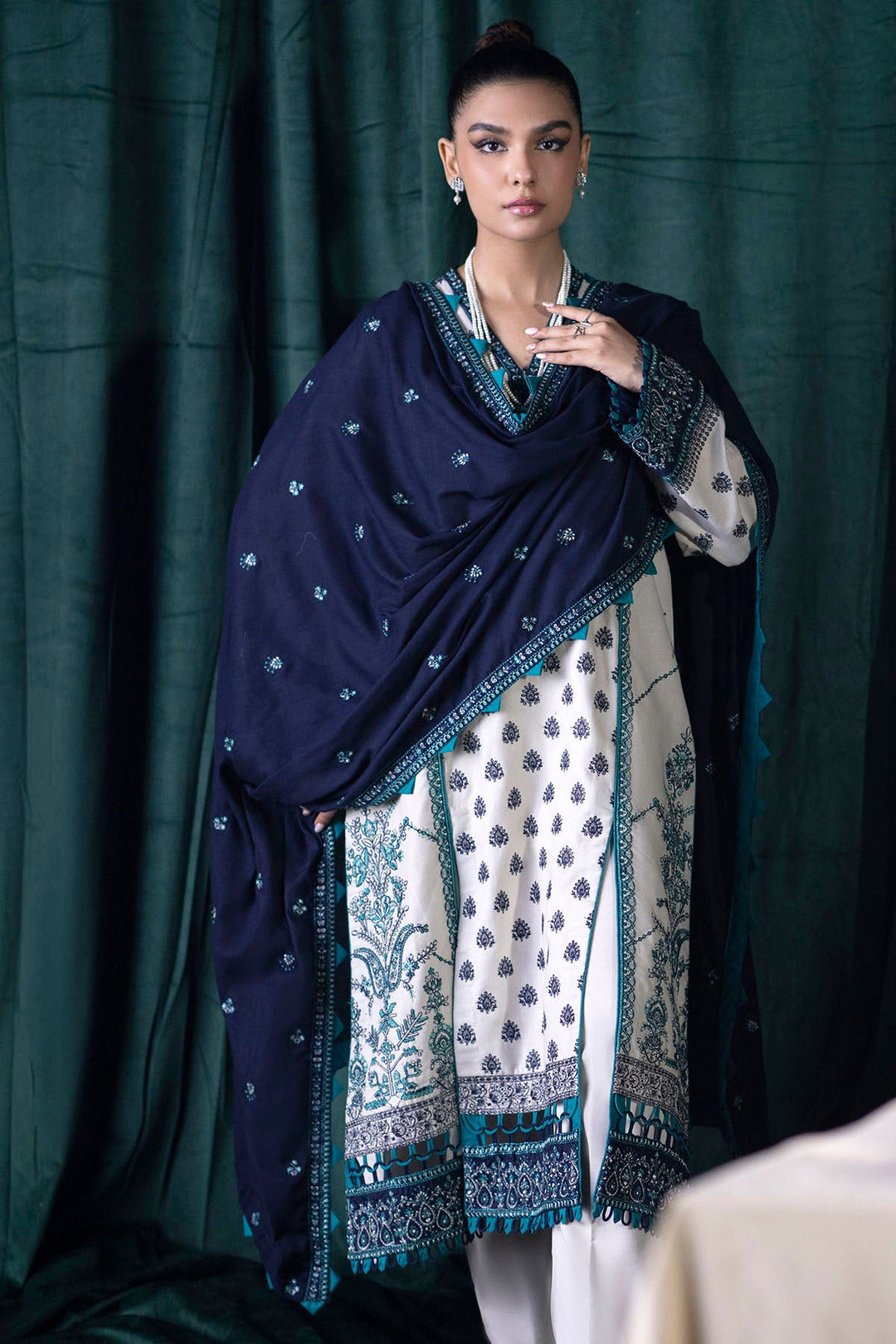 4354-IZMA EMBROIDERED KHADDAR STITCHED