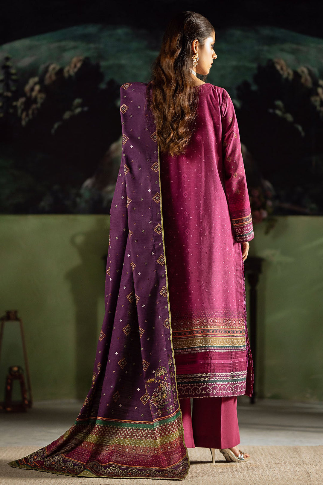 4381-SAYONEE DIGITAL PRINTED KHADDAR STITCHED