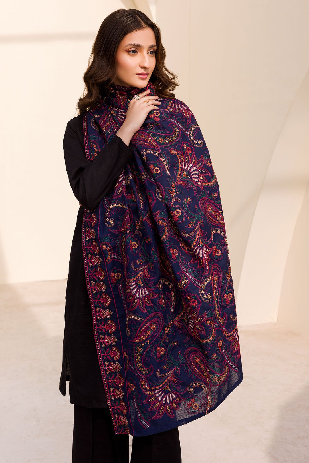 4505-HIBA EMBROIDERED KHADDAR SHAWL