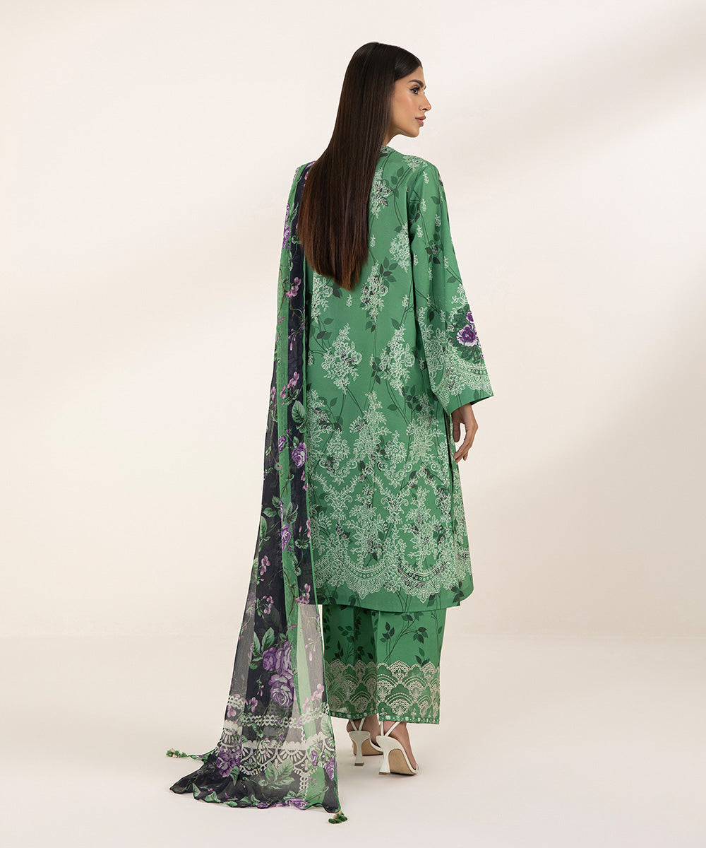 3 Piece - Embroidered Lawn Suit