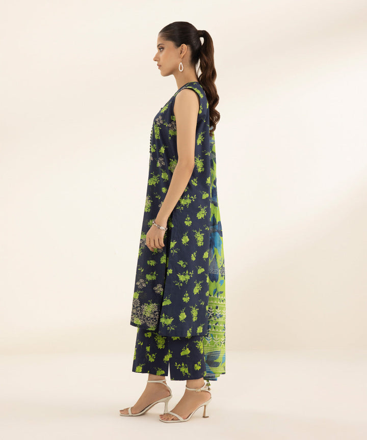 3 Piece - Embroidered Lawn Suit