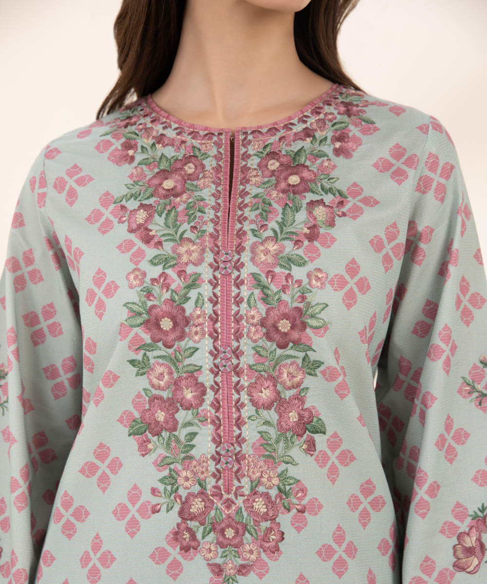 3 Piece - Embroidered Zari Lawn Suit