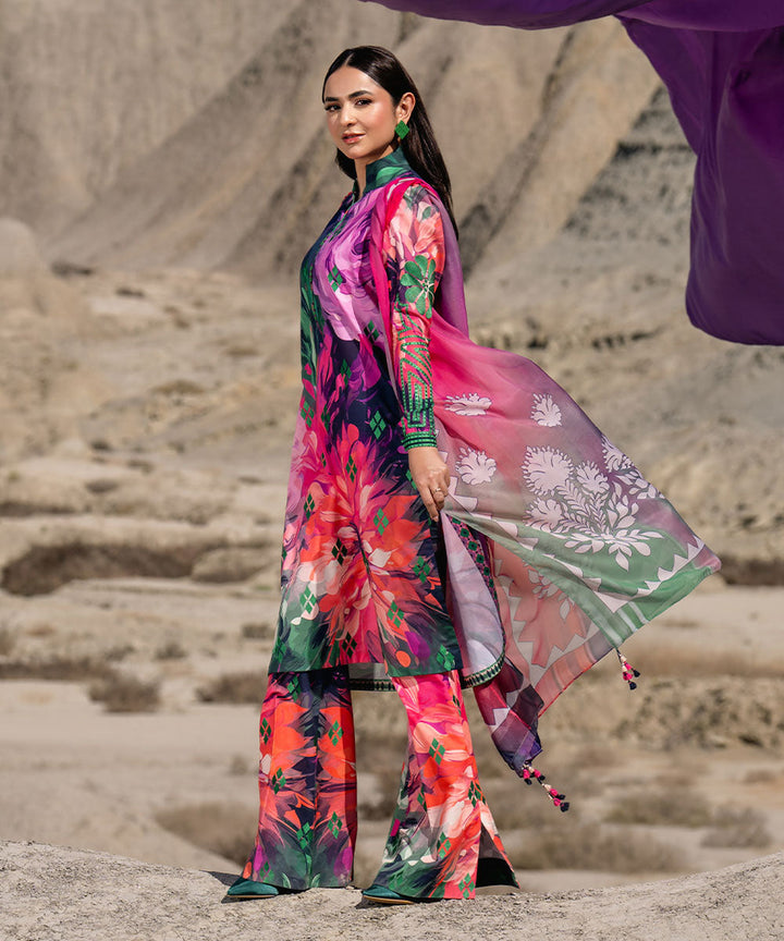 3 Piece - Embroidered Lawn Suit