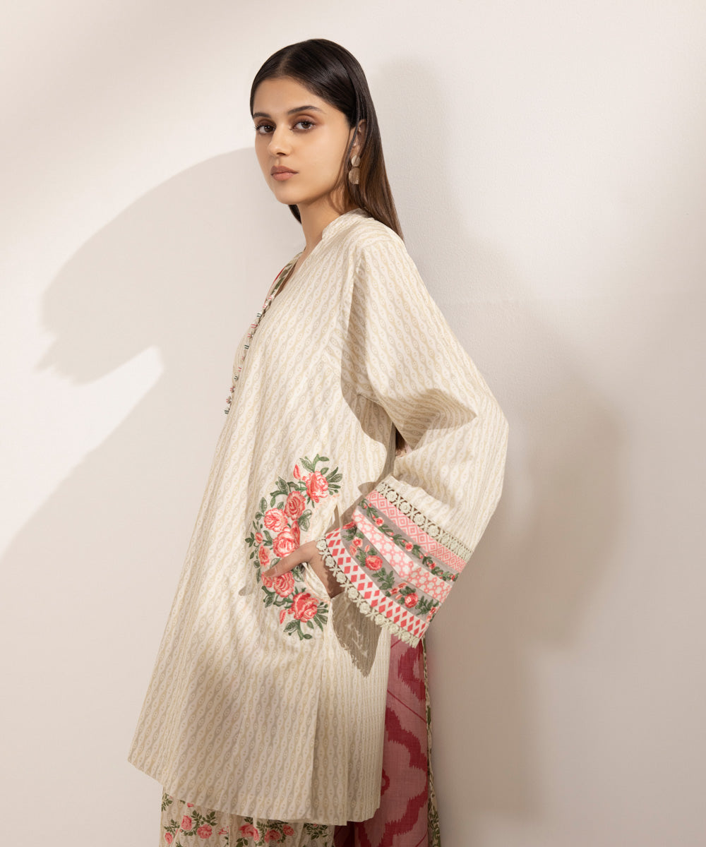 3 Piece - Embroidered Lawn Suit