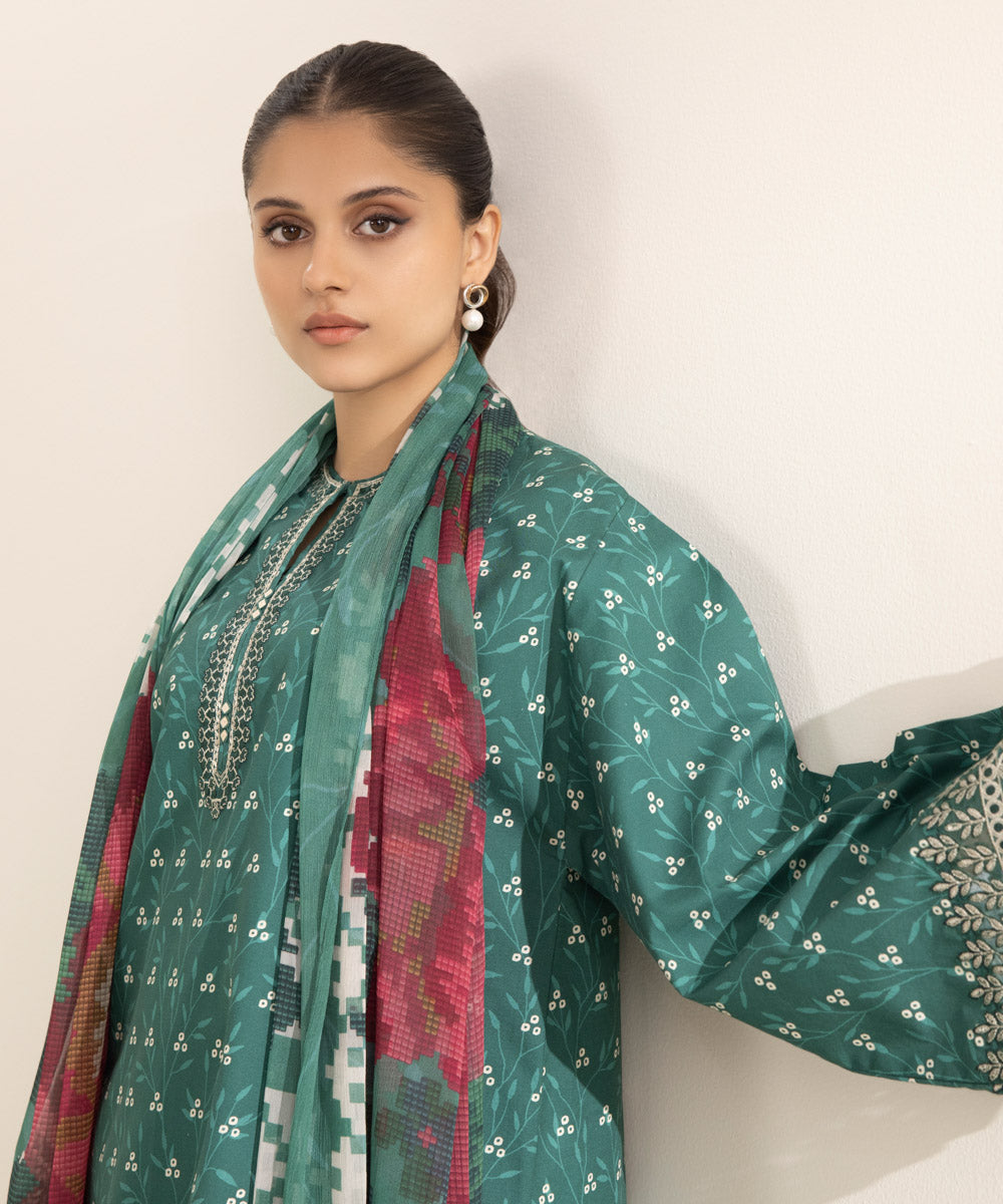 3 Piece - Embroidered Lawn Suit