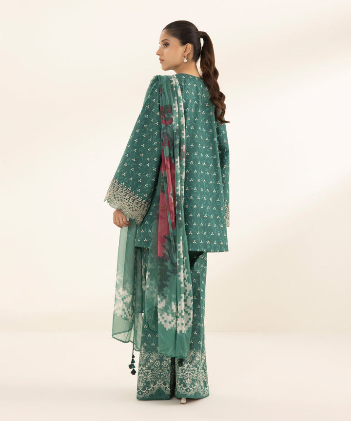 3 Piece - Embroidered Lawn Suit