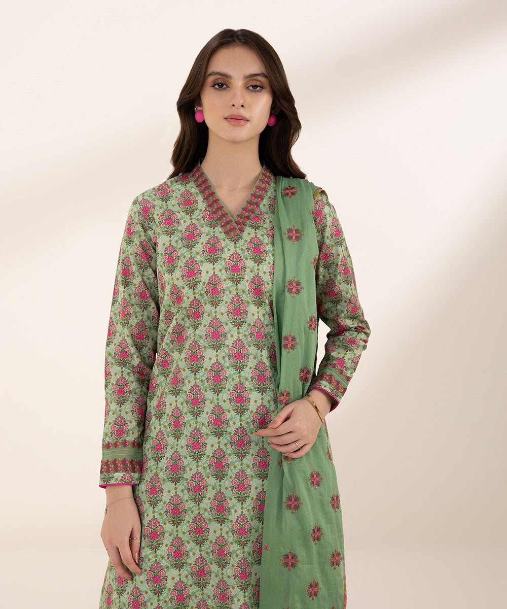 3 Piece - Embroidered Lawn Suit