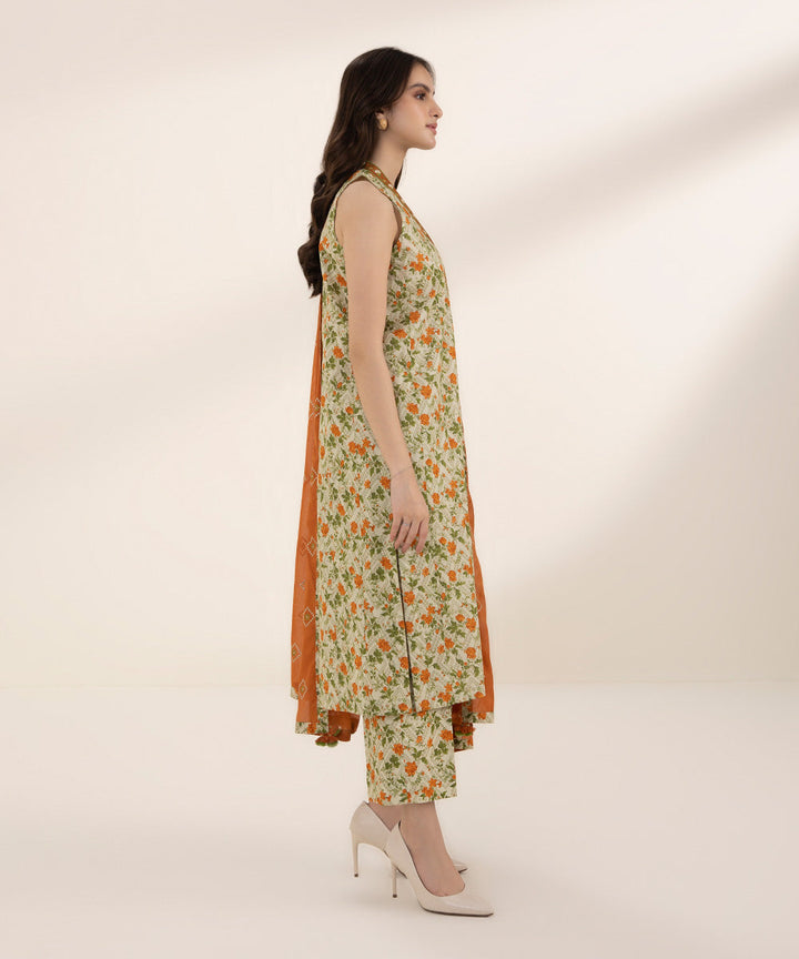 3 Piece - Embroidered Lawn Suit