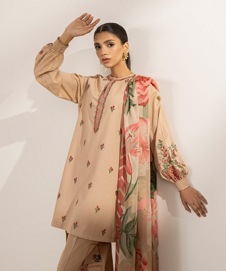 3 Piece - Embroidered Lawn Suit