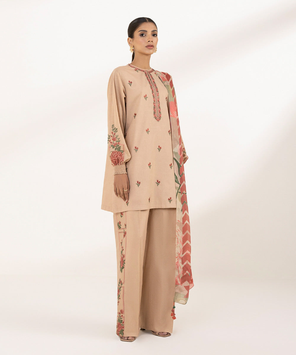 3 Piece - Embroidered Lawn Suit