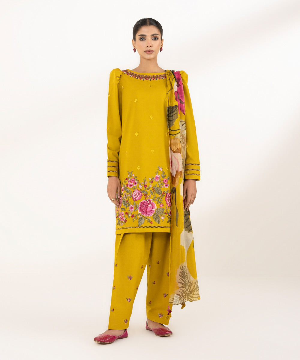 3 Piece - Embroidered Lawn Suit