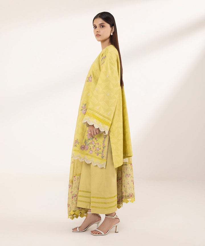 3 Piece - Embroidered Jacquard Suit