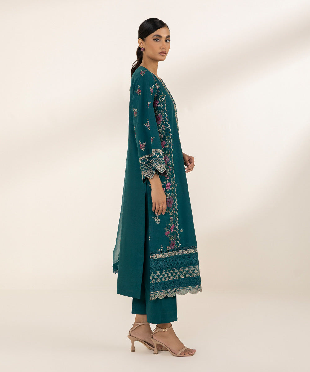 3 Piece - Embroidered Lawn Suit